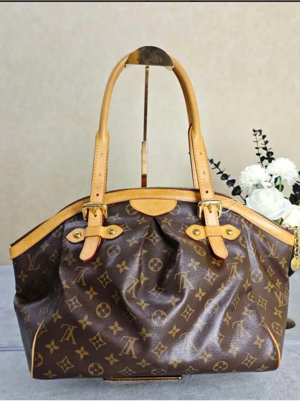 Pre-owned Louis Vuitton leather Tote Bags Tivoli Monogram Handbag 118868